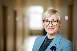 Ministrė J. Šiugždinienė – apie naują mokytojo vaidmenį, iššūkius ir pedagogų pritraukimo strategijas