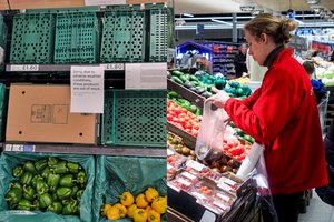 Prekybos tinklai – apie galimus vaisių ir daržovių pardavimų ribojimus Lietuvoje: net sunku įsivaizduoti