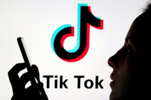 Latvijos užsienio reikalų ministerija uždraudė tarnybiniuose įrenginiuose naudoti „TikTok“ programėlę