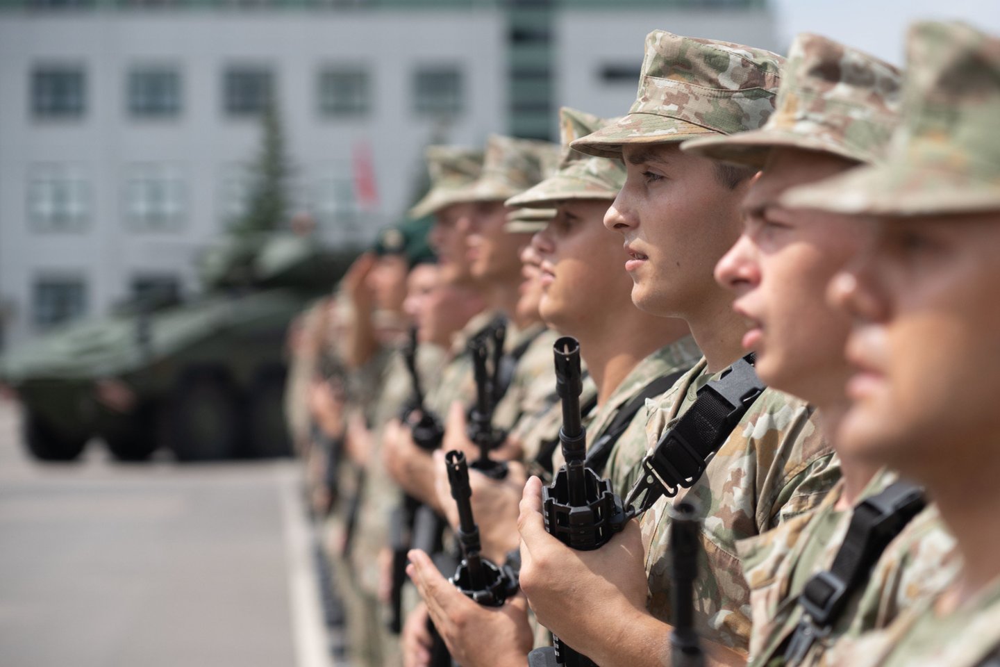 Dalis jaunuolių įsigaliojus reformai tarnybos atidėti nebegalės.<br>Lietuvos kariuomenės nuotr.