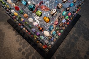 Parodoje „Kelkis, kelkis – jau Velykos!“ pristatoma ir margučių kolekcija su neįprastu eksponatu