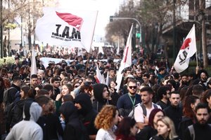 Po tragiškos traukinių avarijos Graikijoje tęsiasi protestai