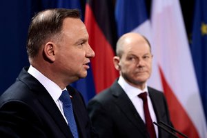 Įtampa tarp Lenkijos ir Vokietijos: atskleidė Vakarų karinės pagalbos trūkumus Ukrainai