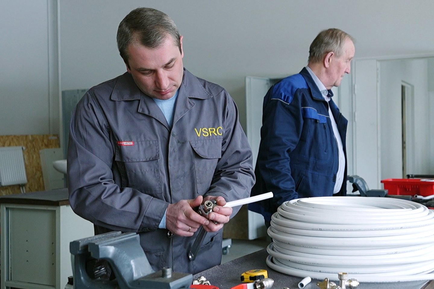 Erikas Lukovskis, šildymo, vėdinimo, oro kondicionavimo sistemų montuotojas, pameistrys.