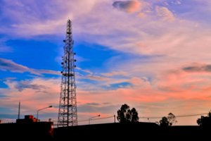 RRT planuoja įpareigoti tris operatorius užtikrinti universaliąsias elektroninių ryšių paslaugas