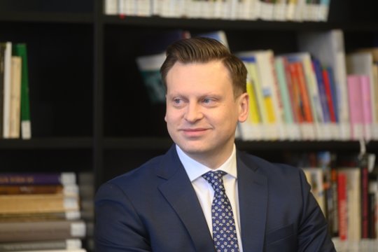 V. Benkunskas.