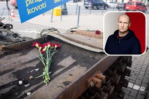 Sigitas Parulskis. Ar leisime niekšui gedėti?