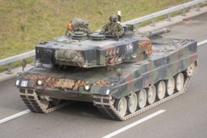 Ir Čekiją domina „Leopard 2“ tankai iš Šveicarijos