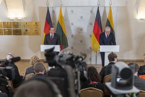 KAM apie A. Anušausko ir B. Pistoriuso susitikimą: šalys stiprina karinį bendradarbiavimą didinant regiono atgrasymą ir gynybą