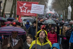 Prieš pensijų reformą Prancūzijoje protestavo kaip niekad daug žmonių
