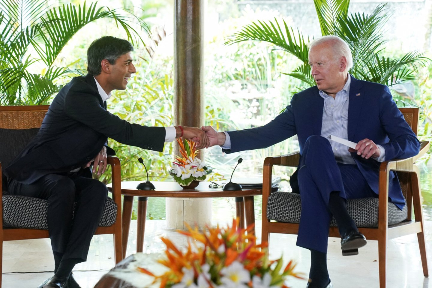 Jungtinės Karalystės ministras pirmininkas Rishi Sunakas pirmadienį susitiks su JAV prezidentu Joe Bidenu ir kolega iš Australijos Anthony Albanese.<br>Reuters/Scanpix nuotr.