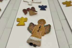 Kovo 11-osios bei karo Ukrainoje metinių sandūroje atidaroma meninė instaliacija „Angelų siena“