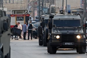 Izraelio kariai Vakarų Krante nušovė tris palestiniečius