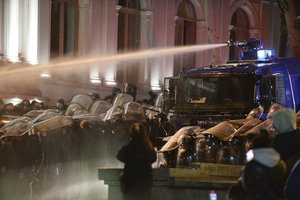 Ministerija: per antivyriausybinius mitingus Sakartvele sulaikyti protestuotojai paleisti