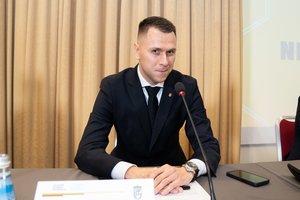 Demokratijos šventė Kaune: naujuoju LFF prezidentu tapo vienas pats kandidatavęs E. Stankevičius