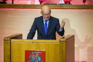 Nepriklausomybės Akto signataras G. Vagnorius sveikina visuomenę su Kovo 11-ąja: vis dar yra skaudulėlių