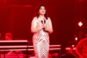 „Lietuvos balse“ lietuviškai dainuosianti indė: „Gal mūsų kalbos tikrai panašios?“