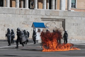Graikijoje vyksta nauji protestai dėl didžiausios šalyje traukinių avarijos