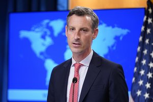 JAV neigia, kad pasiektas susitarimas su Iranu dėl pasikeitimo kaliniais