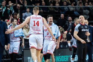 Krepšinio spektaklis Kaune: 17 tritaškių pataikęs „Rytas“ paskutinėmis sekundėmis pribaigė „Žalgirį“