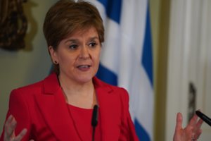Prasidėjo balsavimas dėl Škotijos premjerės N. Sturgeon įpėdinio