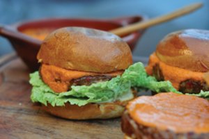 Krevečių ir jautienos mėsainis: K. Krivickas pasidalijo receptu