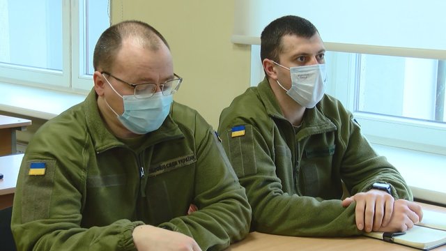 Ilgai laukti radarai netrukus pasieks karo niokojamą Ukrainą – iki tol kariai Kaune mokosi, kaip jais naudotis