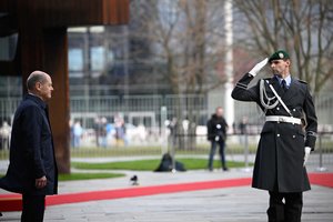 Vokietijos parlamento įgaliotinė kritikuoja pokyčių šalies ginkluotosiose pajėgose tempą