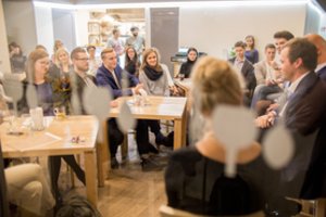 Pagalbą jaunimui siūlo rekordinis skaičius didžiųjų brolių ir sesių: tarp jų – žinomos pavardės