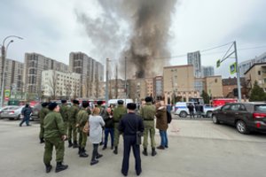 Per gaisrą FSB pastate Rusijoje žuvo žmogus, 2 buvo sužeisti