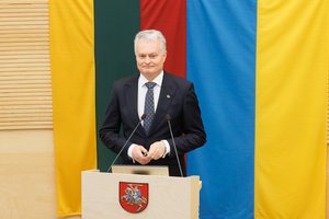 G. Nausėda sveikina Lenkijos sprendimą perduoti Ukrainai naikintuvų: ryžtas gali pajudinti kalnus