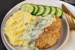 Vištienos šniceliai su grikiais: receptas, keliaujantis iš kartos į kartą