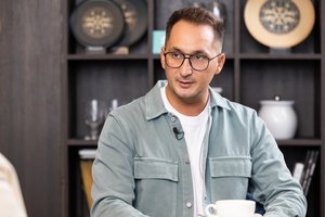 O. Gasanovas – apie kitą nesibaigiančių kelionių pusę ir keisčiausius ragautus cepelinus: „Tokia kombinacija visiškai nedera“