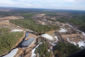 Aplinkosaugininkai sraigtasparniu žvalgė Vilniaus apskrities miškus: pastebėjo ir pažeidimų