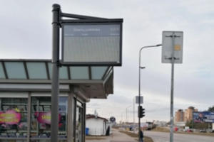 Švieslentė sustojimo stotelėje papiktino kaunietį: kokia prasmė buvo jas keisti?