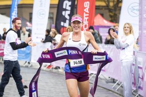 Geriausia Lietuvos ultrabėgikė – apie stulbinamą progresą, lengvai įveiktus 100 km ir mintis bėgti visą parą