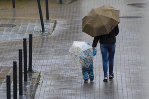 Orai: į Lietuvą plūstanti šiluma atneš pavasarinį lietų daugelyje rajonų