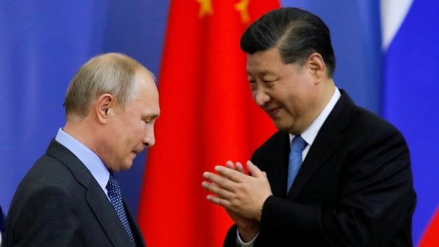 Įvertino tvirtėjančius Rusijos ir Kinijos santykius: galimas lūžio taškas dėl vienos paprastos priežasties