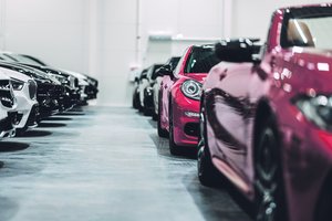 „Vilnius Auto“: vyrai mėgsta benzino kvapą