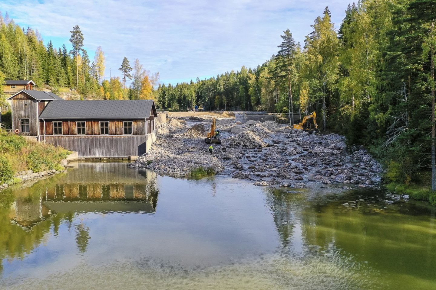 ​Vasarą Suomijoje planuojama baigti neeilinį projektą – Pietų Karelijos regione nuo užtvankų visiškai išlaisvinti Hiitolanjoki upę ir atkurti jos vientisumą.<br>M.Nikkinen nuotr.