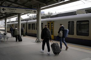 Graikijoje po vasarį įvykusios geležinkelio avarijos atnaujintas traukinių eismas