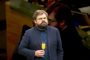 Tyrimas dėl galimų K. Bartoševičiaus nusikaltimų prieš paauglius įgauna pagreitį: atskleidė, kaip vyksta nepilnamečių apklausos