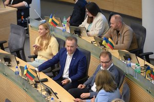 A. Skardžius įstojo į socialdemokratų partiją ir prisijungė prie jų frakcijos Seime