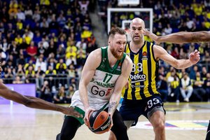 „Žalgiriui“ Turkijoje nepavyko įveikti įspūdingai atakavusios „Fenerbahce“