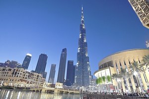 Turtingi rusai Dubajuje rado užuovėją nuo karo ir sankcijų: jaučiasi geriau nei namie