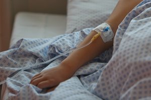 Pernai Lietuvoje apsinuodijimą patyrė beveik 2 tūkst. žmonių