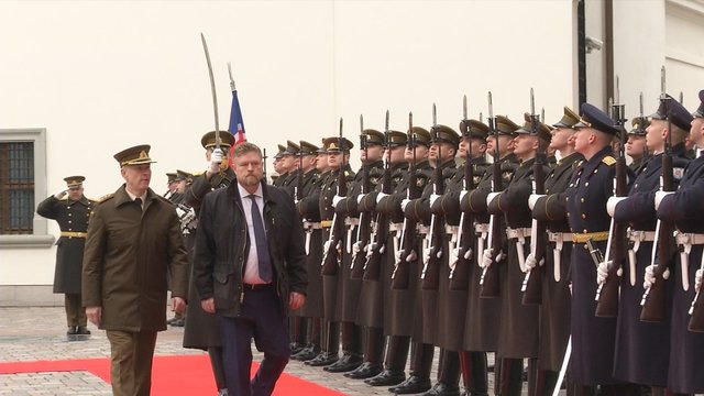 Lietuvoje lankosi Islandijos saugumo, gynybos ir karinių reikalų atstovas: susitiko su V. Rupšiu