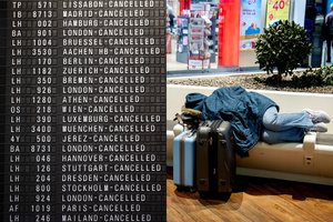 Dėl streiko paralyžiuotas didžiausias Vokietijos oro uostas: neįvyko nė vienas skrydis