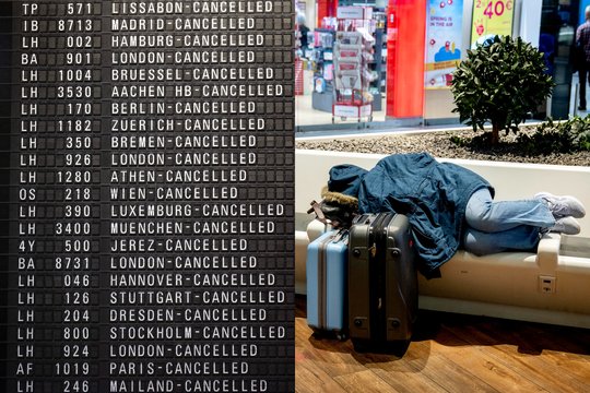 Dėl streiko paralyžiuotas didžiausias Vokietijos oro uostas: neįvyko nė vienas skrydis