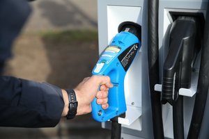 Žinia vairuojantiems elektromobilius: Kaune išdygs dar 150 įkrovimo stotelių